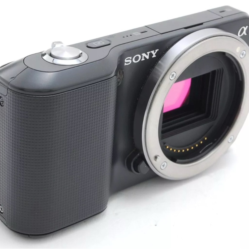 Sony Alpha Nex-3 14.2 MP Digital Camera 16mm 18-55mm